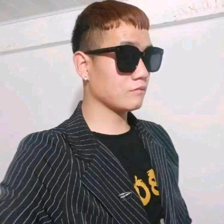 拼命三郎