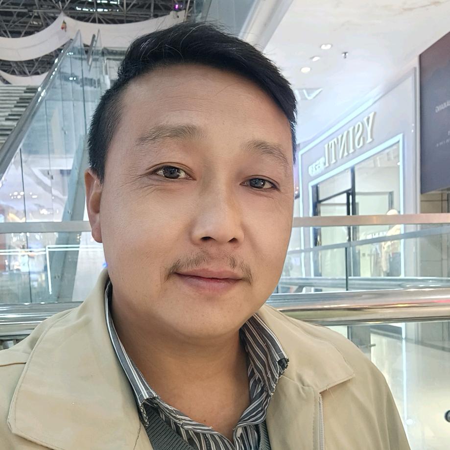 辉先生（防水小哥）