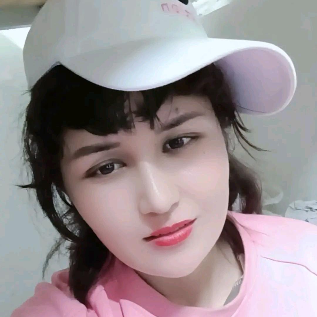 吐尔逊古丽。