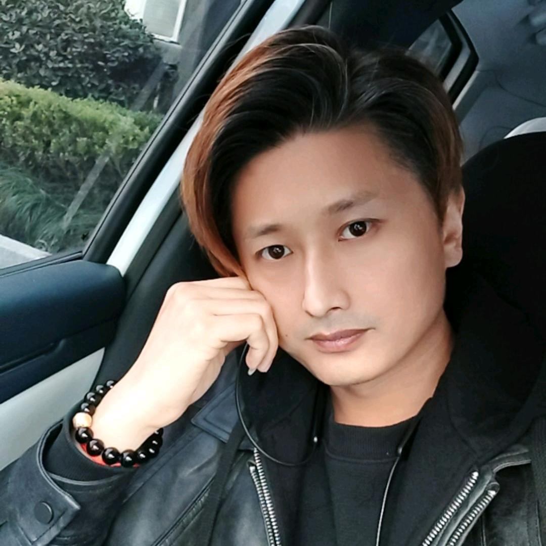 一人一车一世界