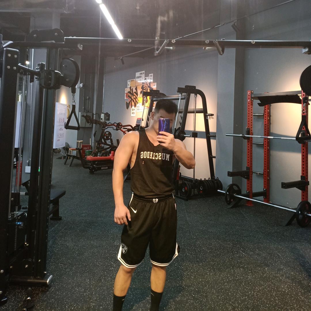 徐浩洲 动岚健身🇨🇳