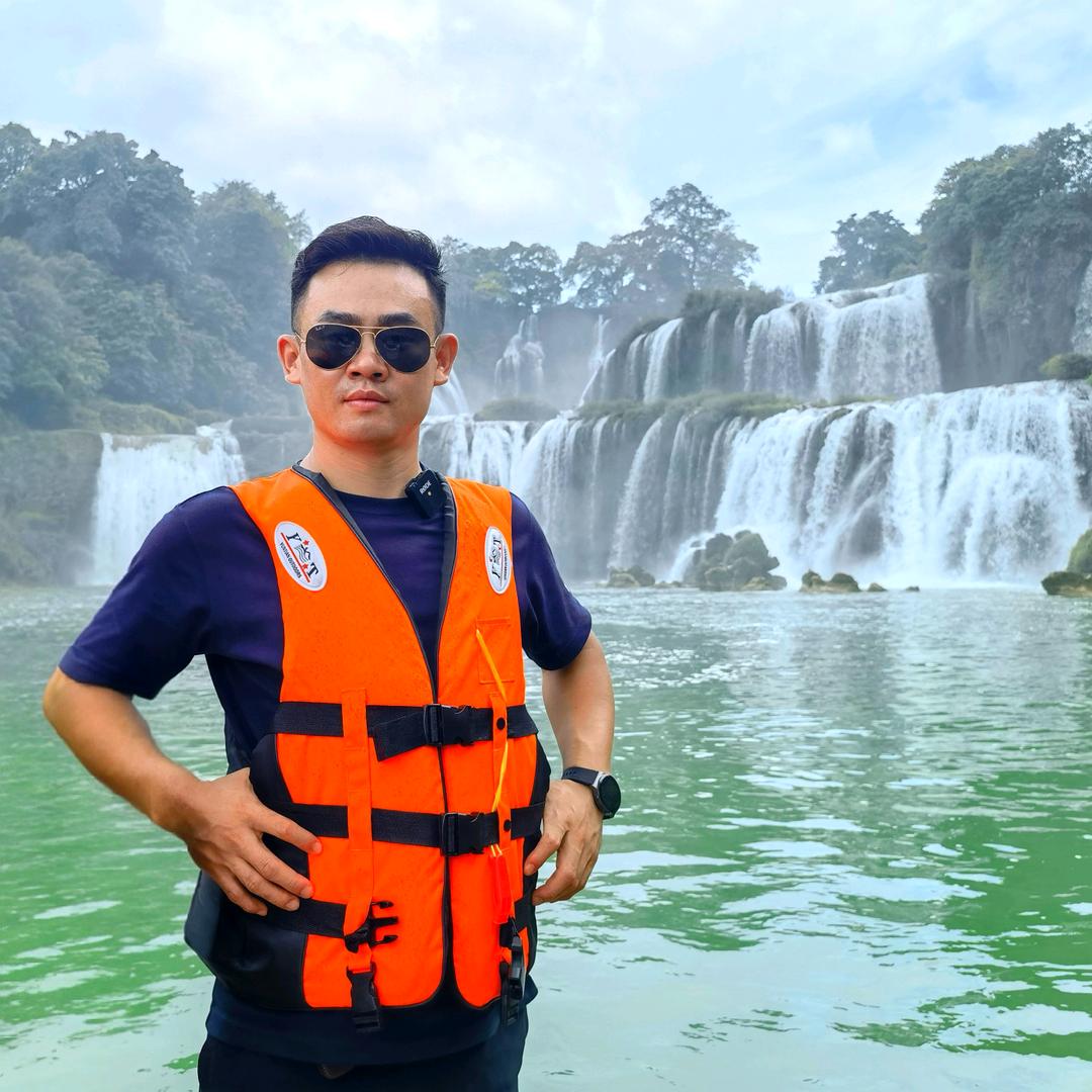 明哥（爱旅行）