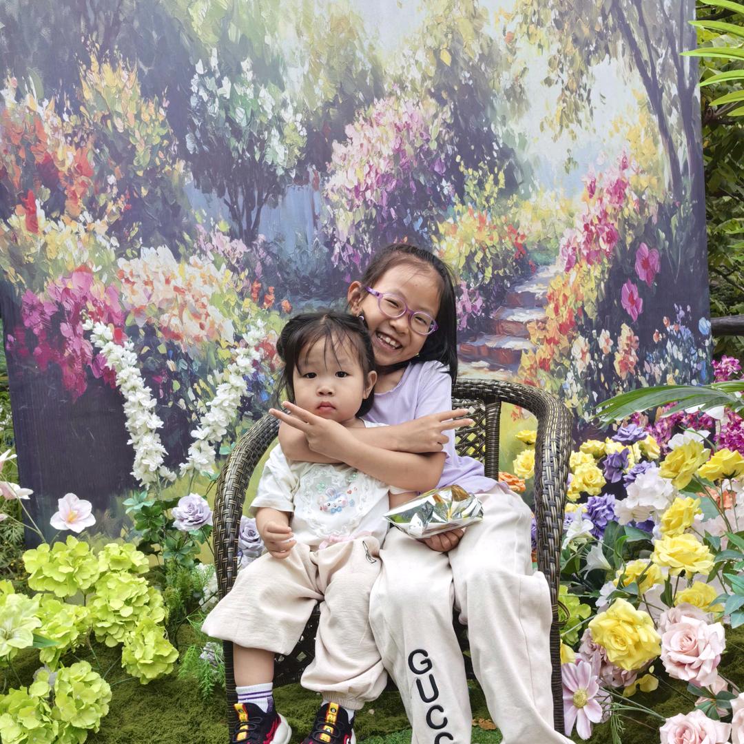 酸奶味的～小婷子