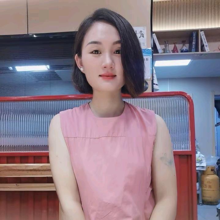 周周..