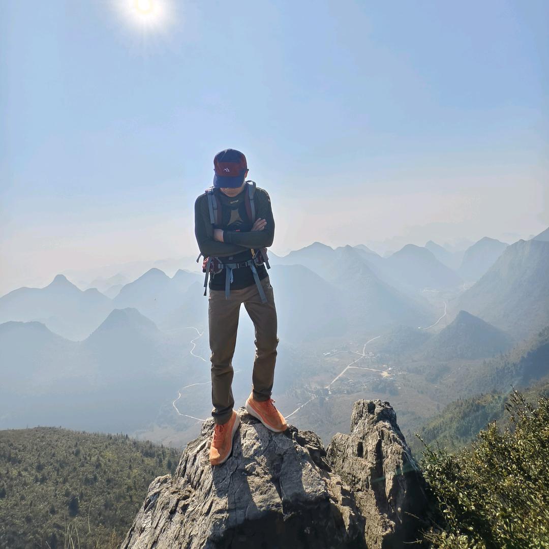 卖女孩的小🔥柴