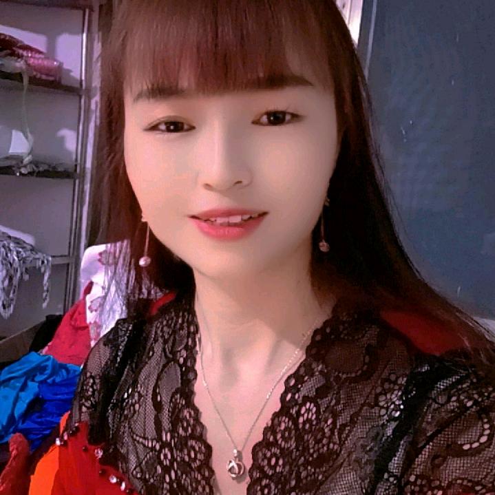 做民族服装的