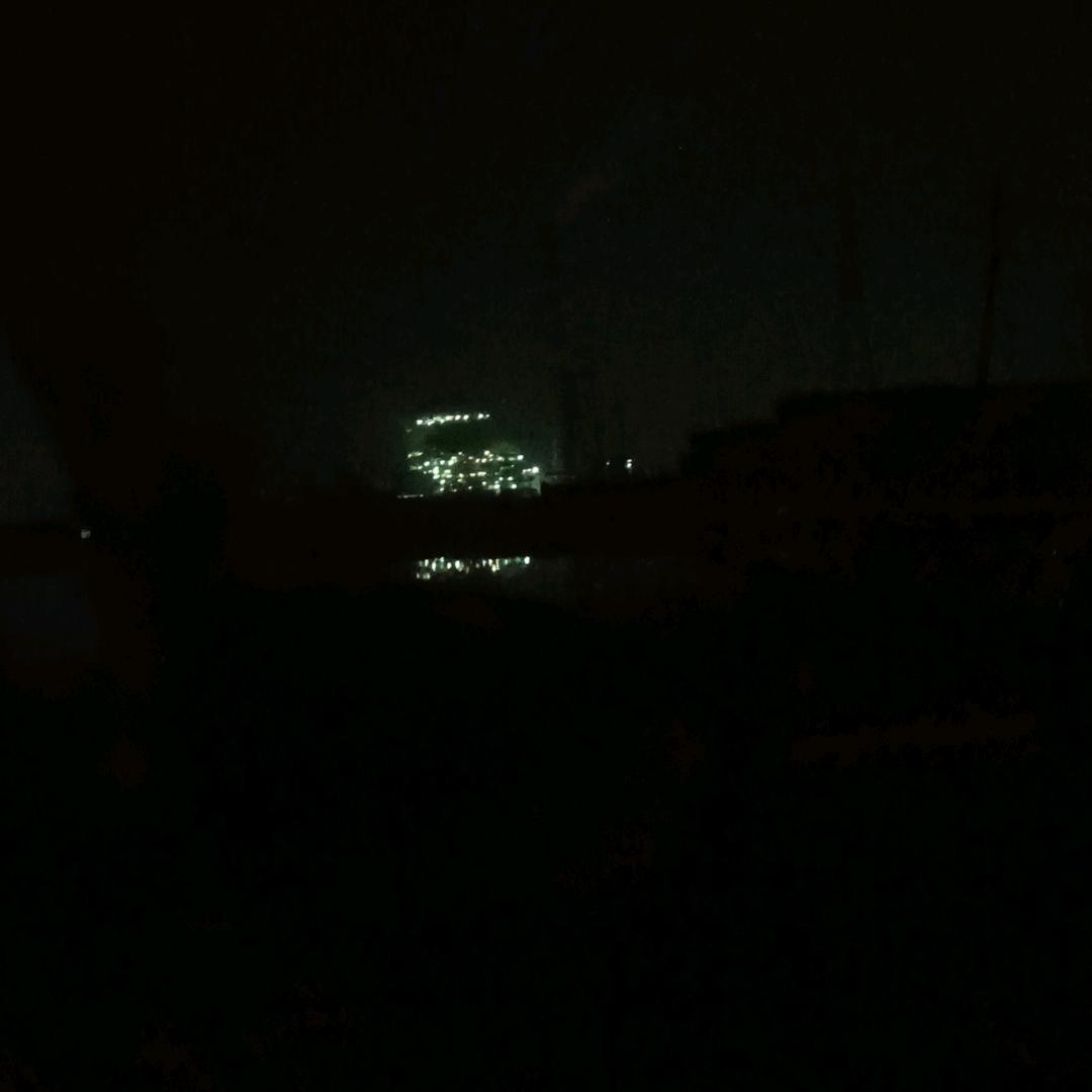 张~显幸福🥰