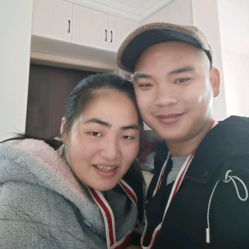 爱喝可乐的李子