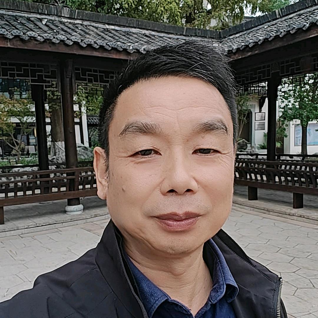 帮女儿看服装店的日常-老廖