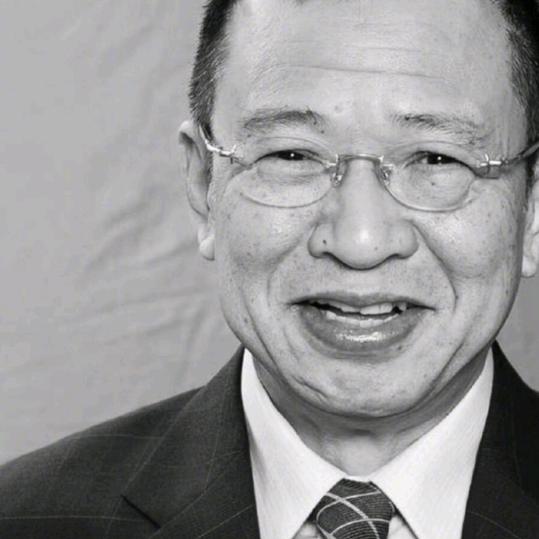 请叫我龙行龘龘