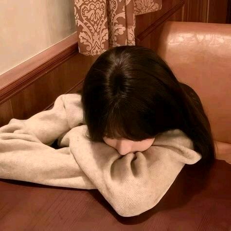 人傻嘴不甜
