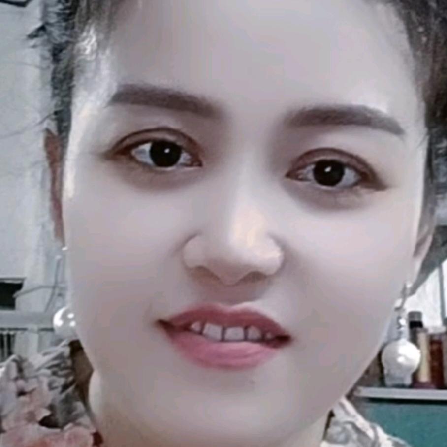 阚家女。钟家媳