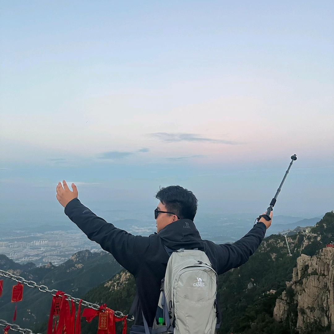 小蔡技术官员……