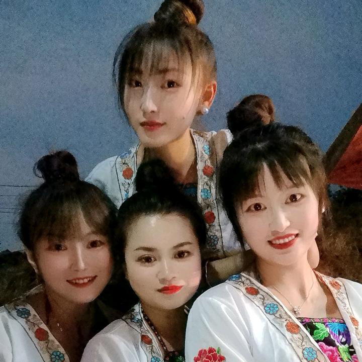 花灯文艺青年团，五姐姐