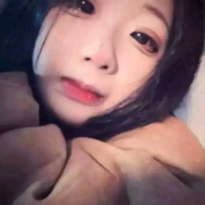 白亮
