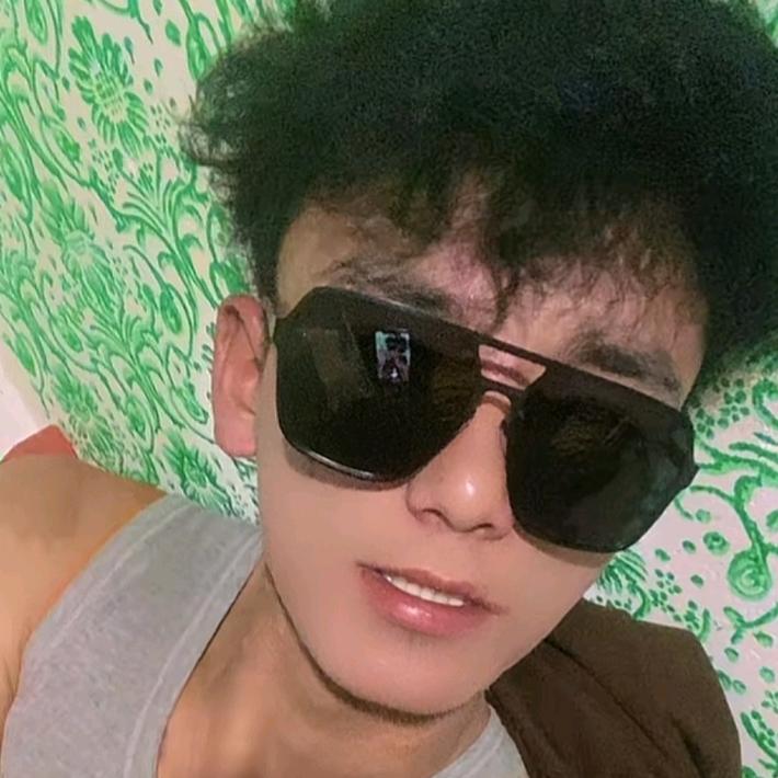 ᨦ🦋ദ 知足常乐