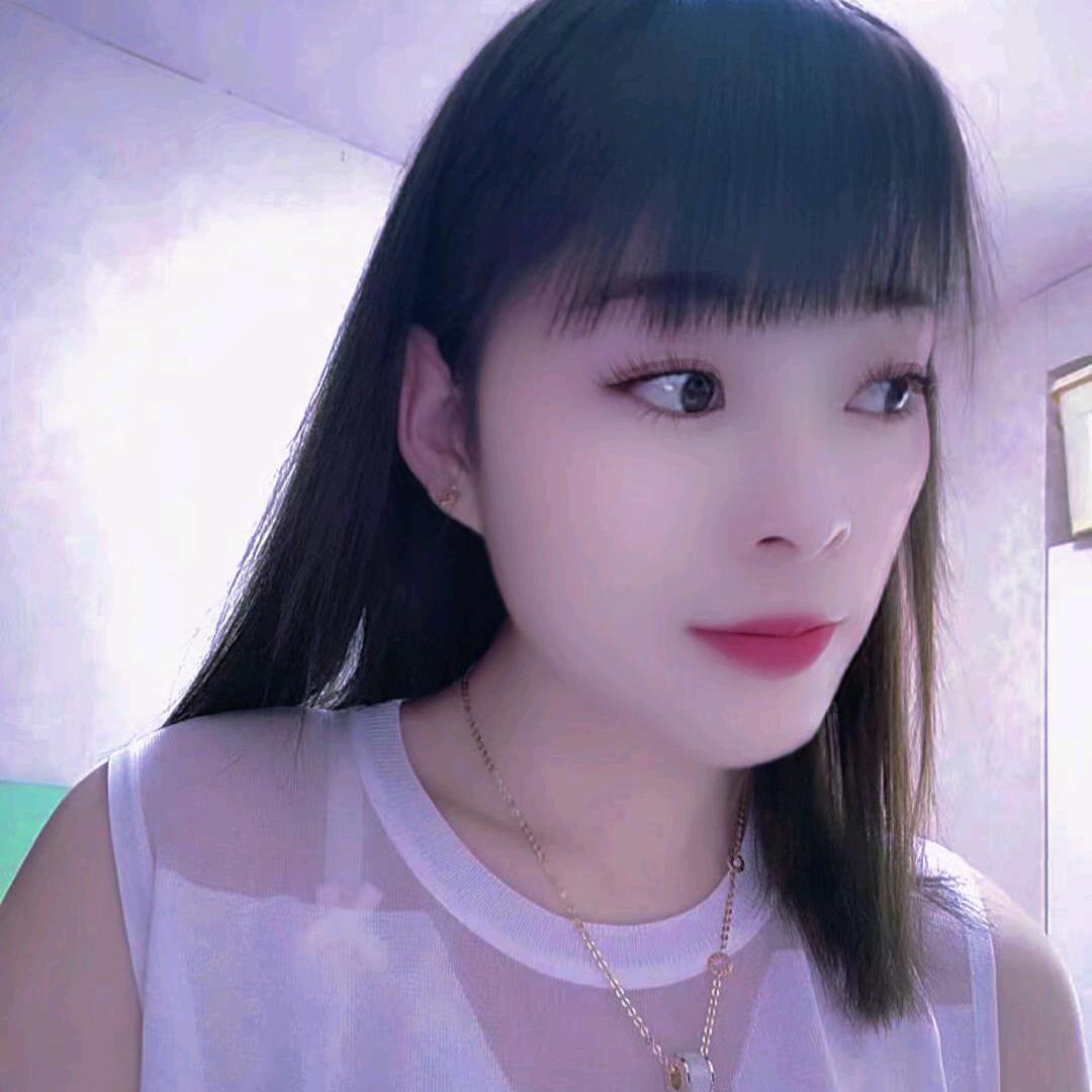 初一🌹