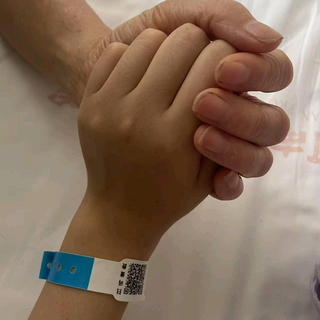 陪念宝（休学抗白中）妈妈陪你打怪兽