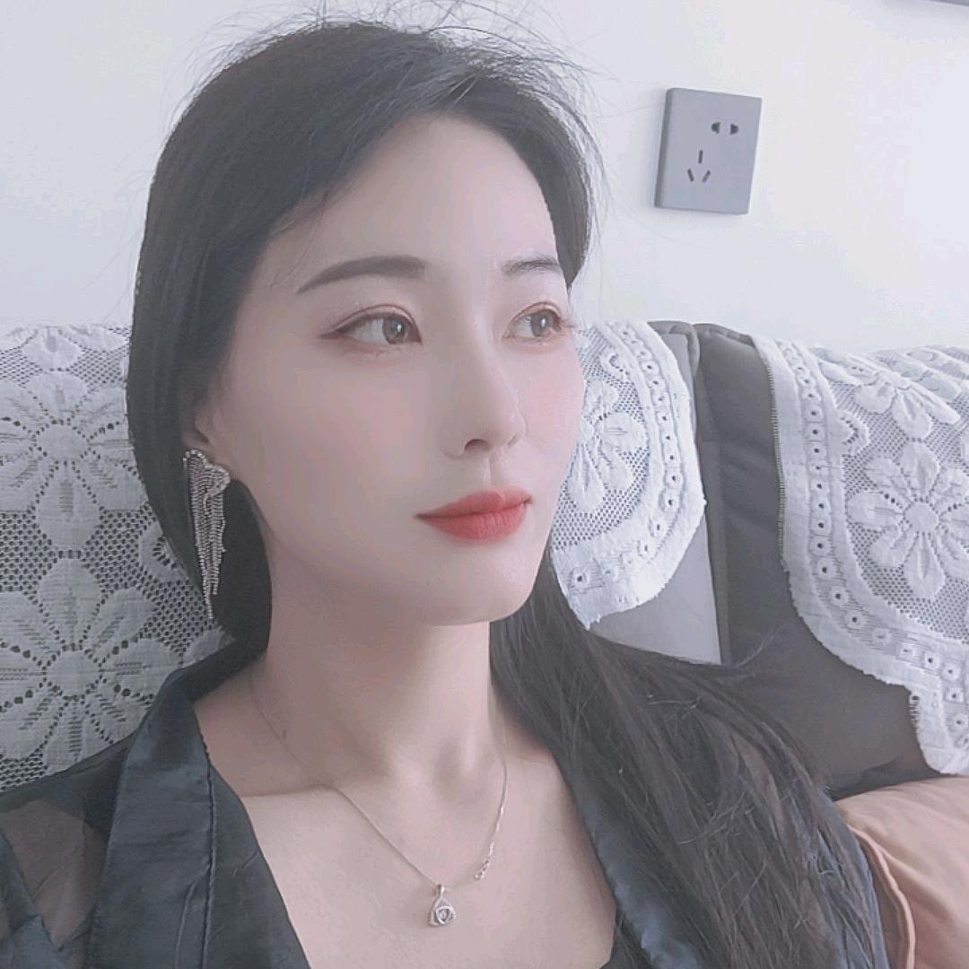 我~依然微笑😊