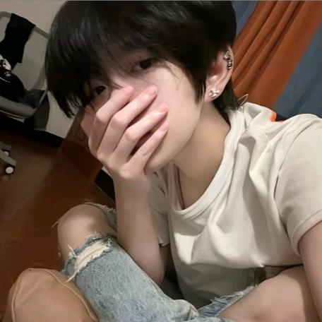 我是陆光的头皮屑