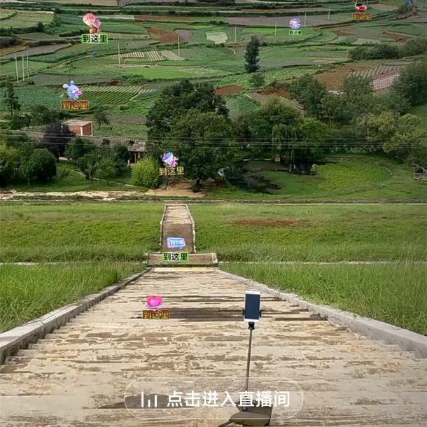 笑一笑，十年少