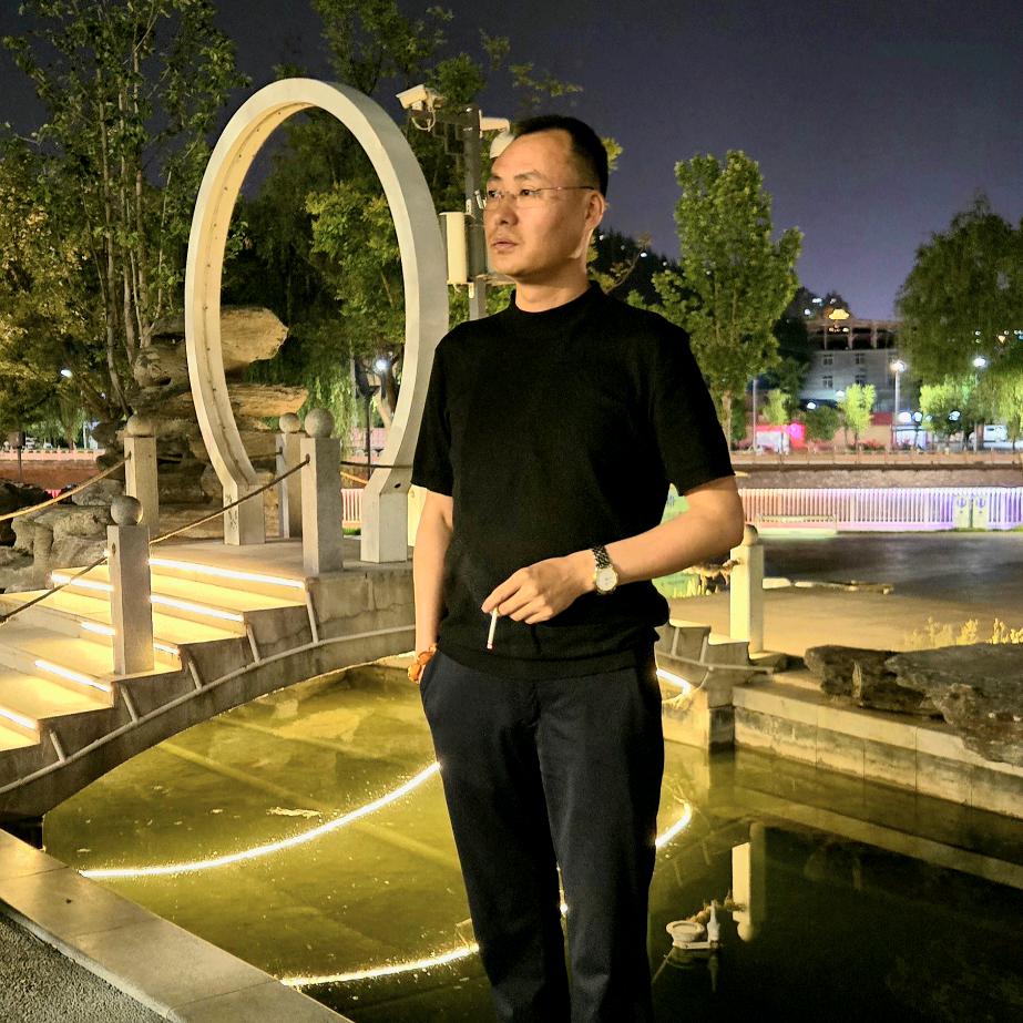 秋天，柿子红了