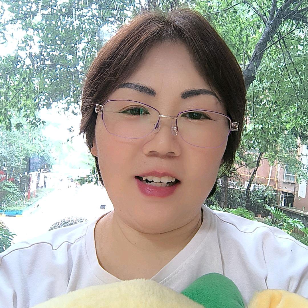 何姐
