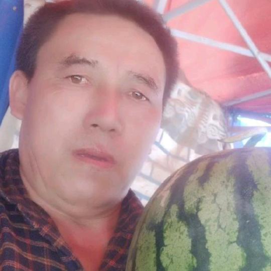 水果单身小哥
