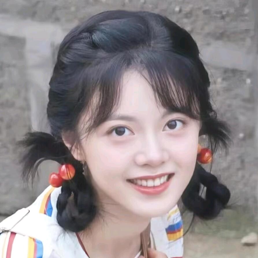 云想衣裳花想榕