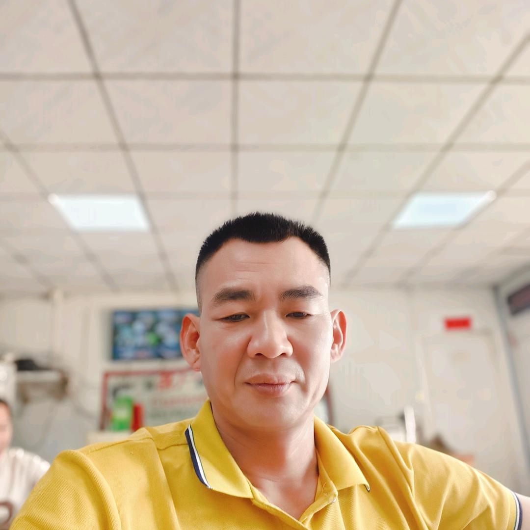 东成通利建材李大钧