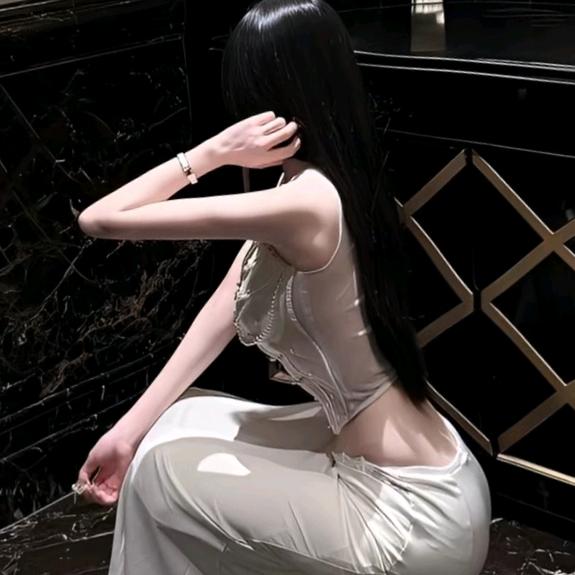 㜂孞