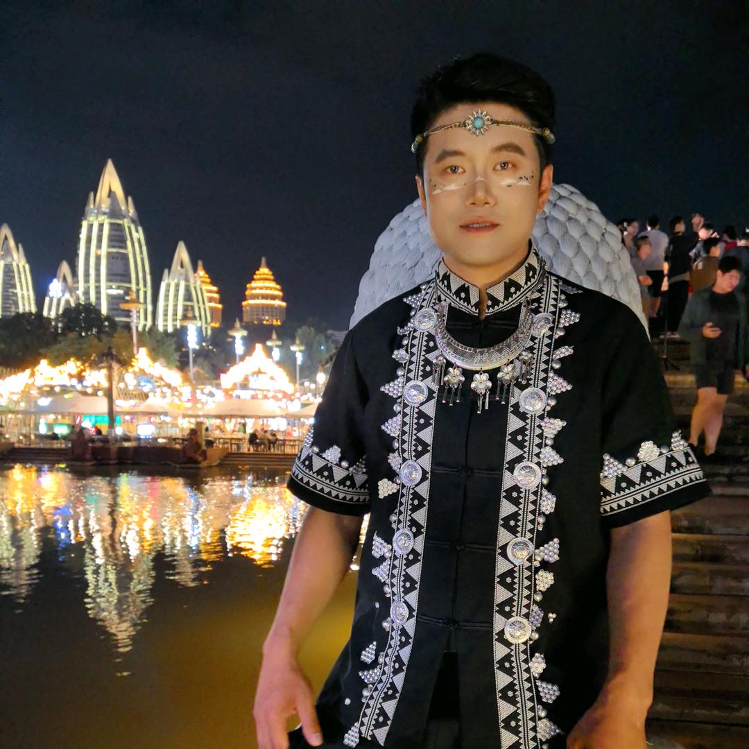张冰