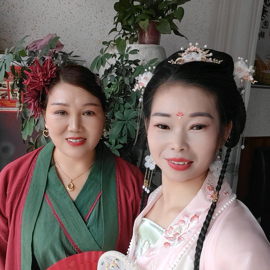 银莲（王婆干女儿）