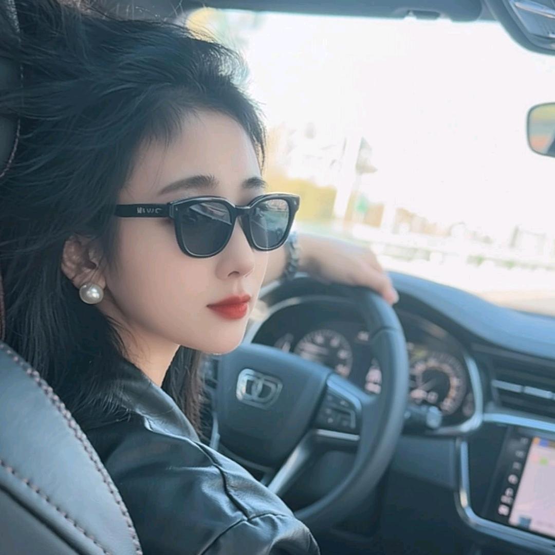 @玲吖