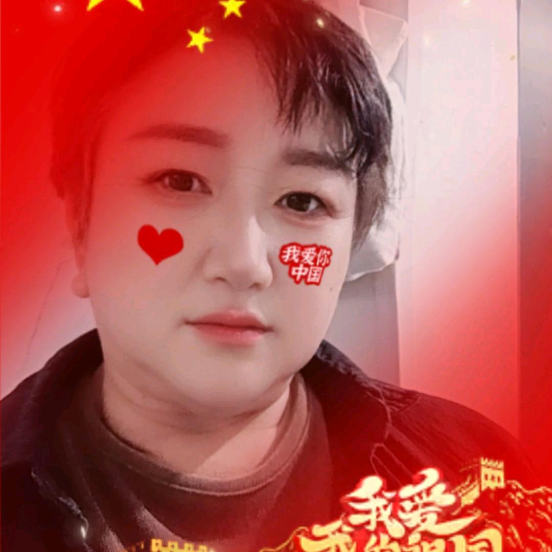 淡然一笑