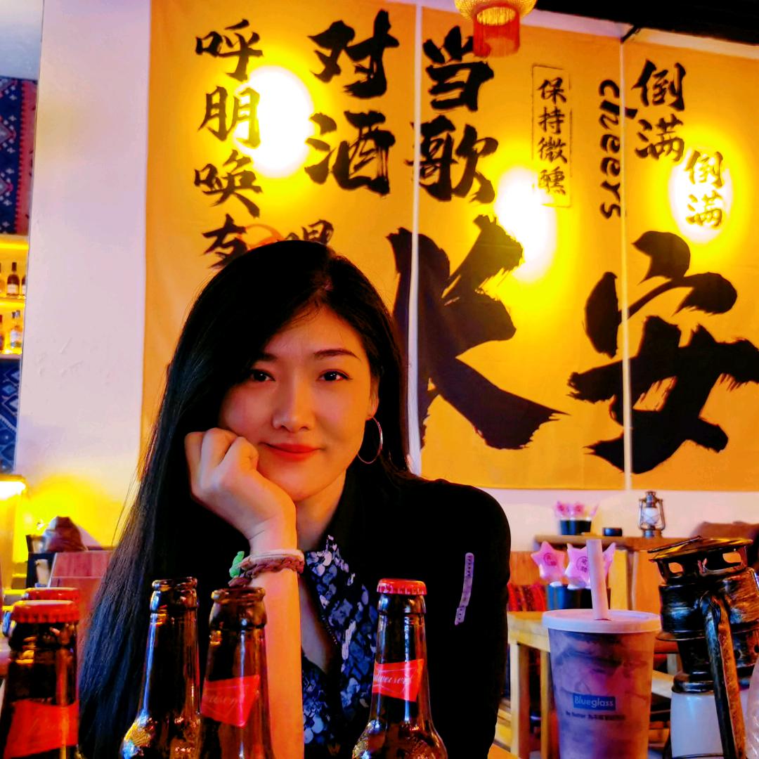 文英逛吃书游记