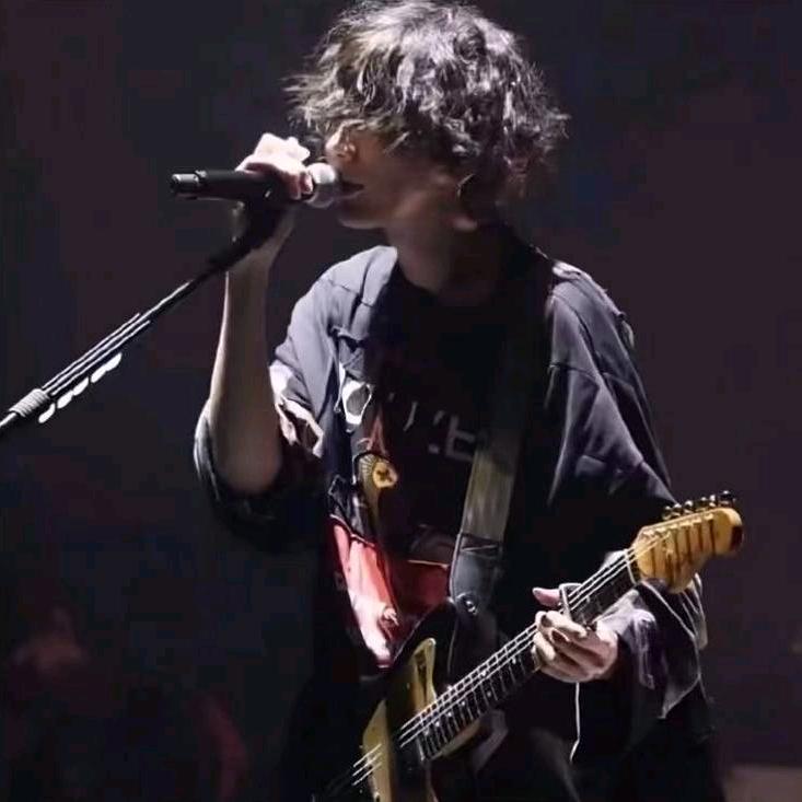 文明重启✨伯哥