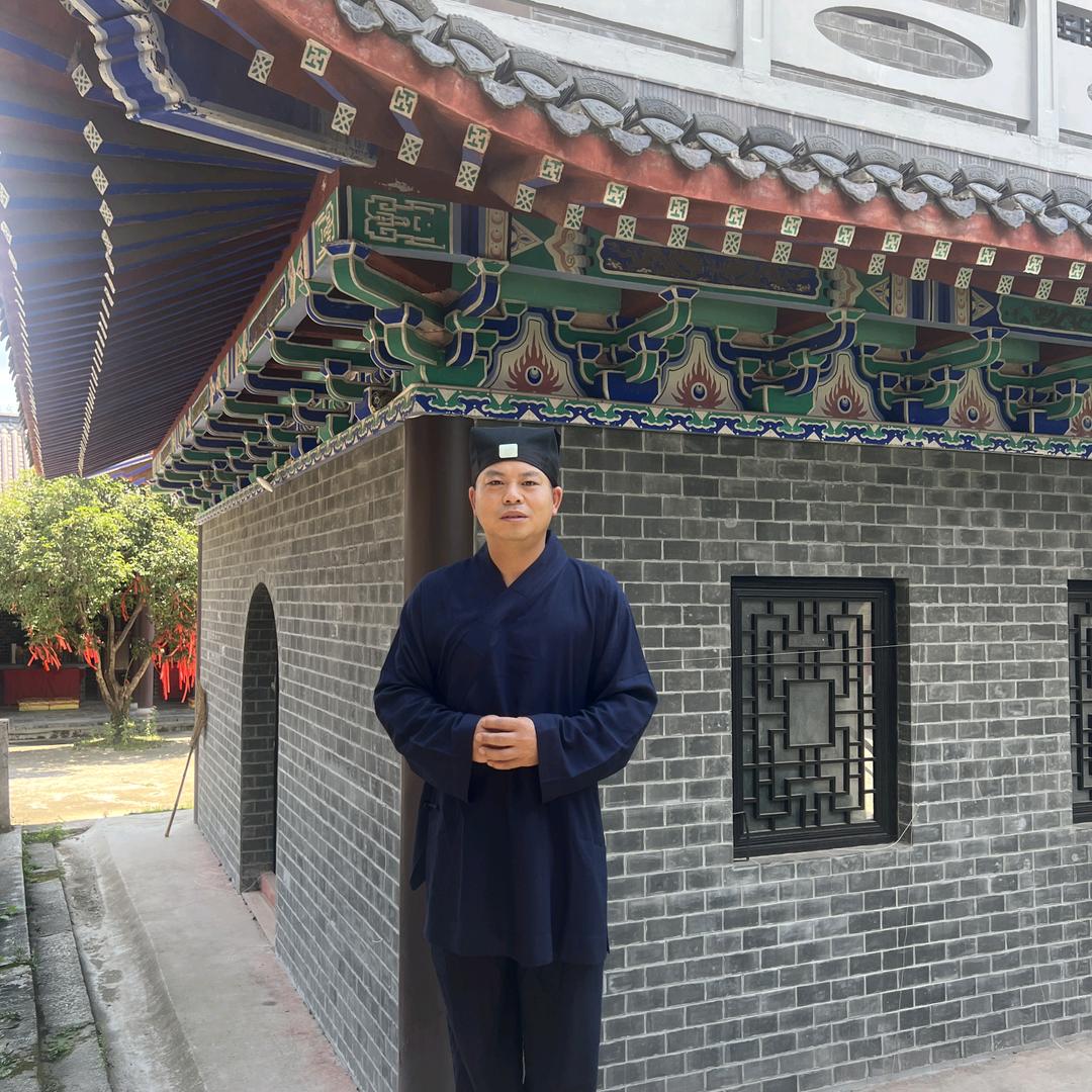 袁三鸿