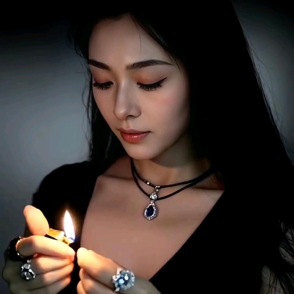 卖电机的小女孩