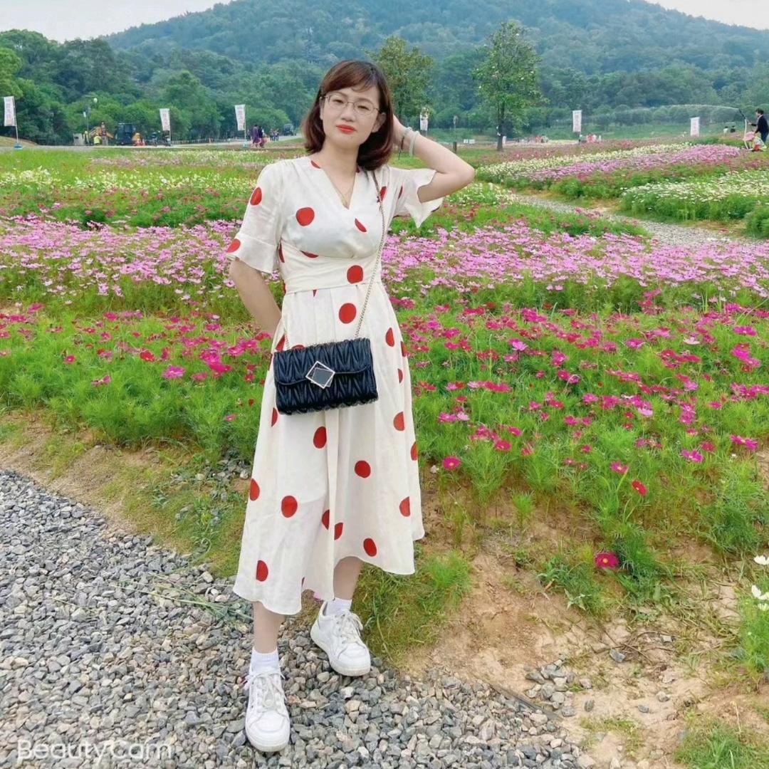 居然～菡萏悠悠