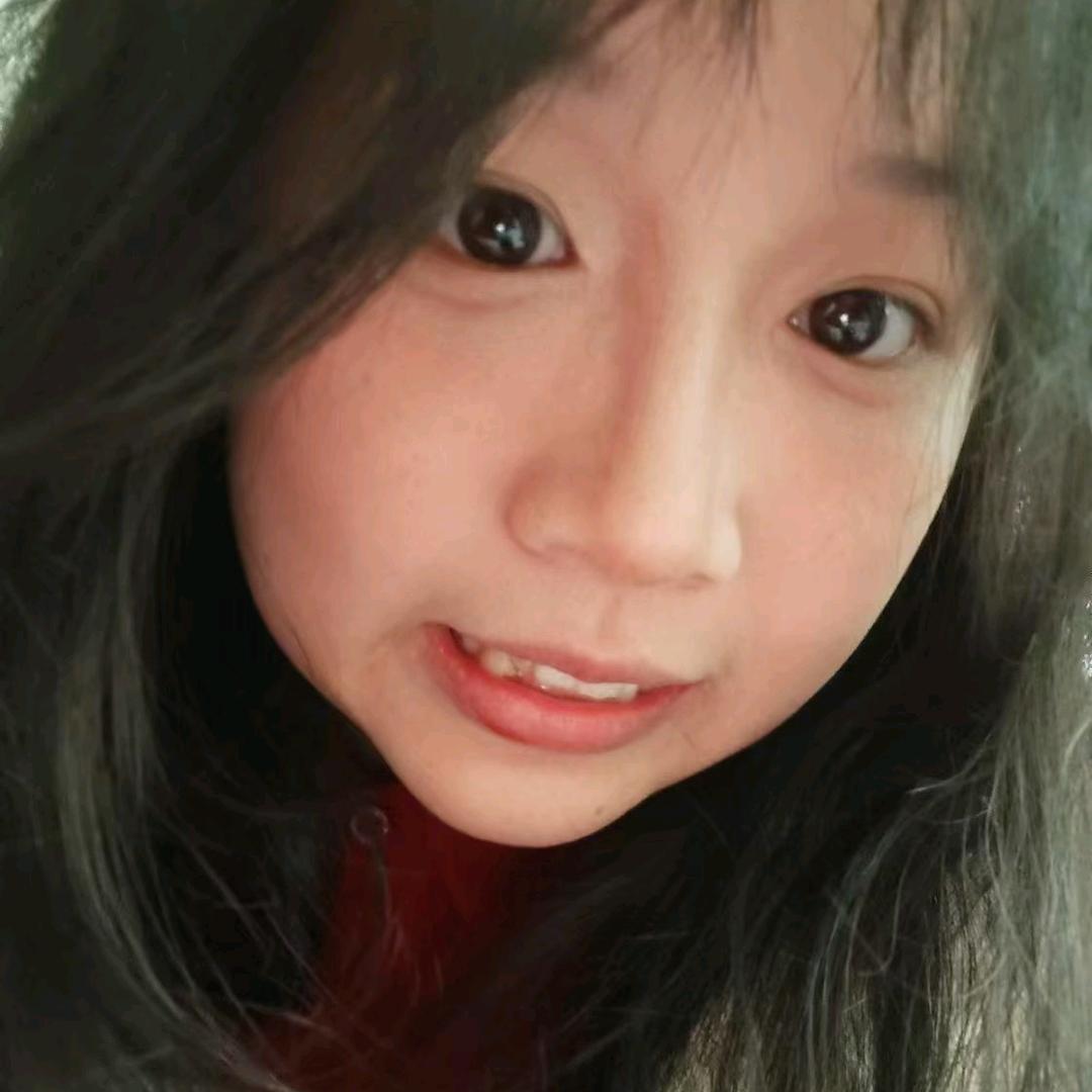 菠萝是个艺术抽象家