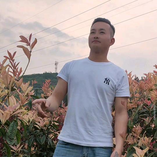 啊俊（唱山歌）