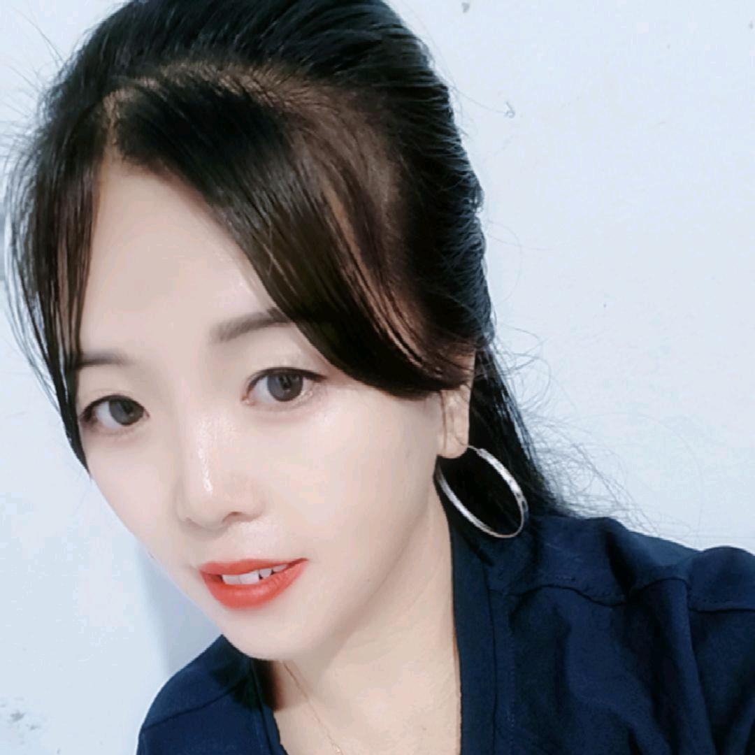 单亲妈妈。🌹🌹