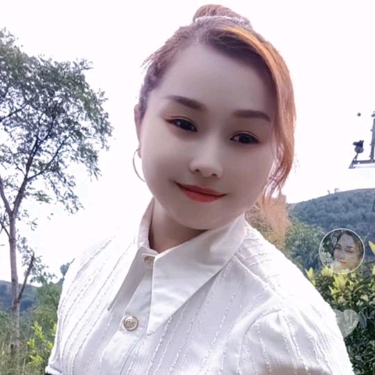 阿莲