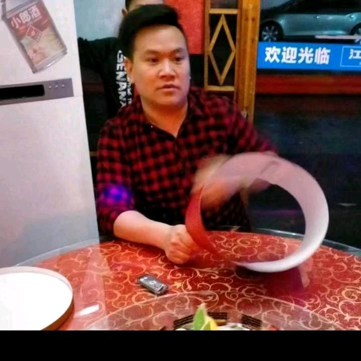 军哥-贵州地摊酸汤火锅（大堡店）