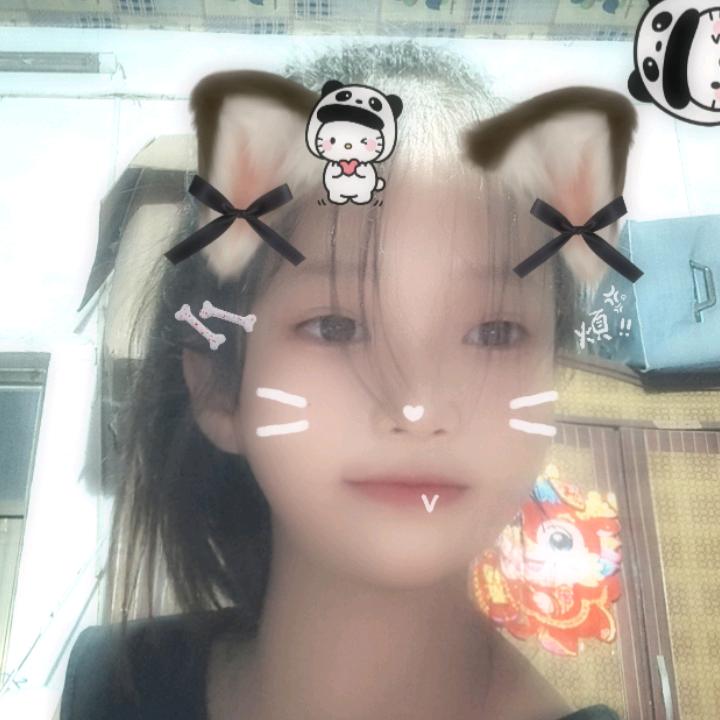 王佳怡