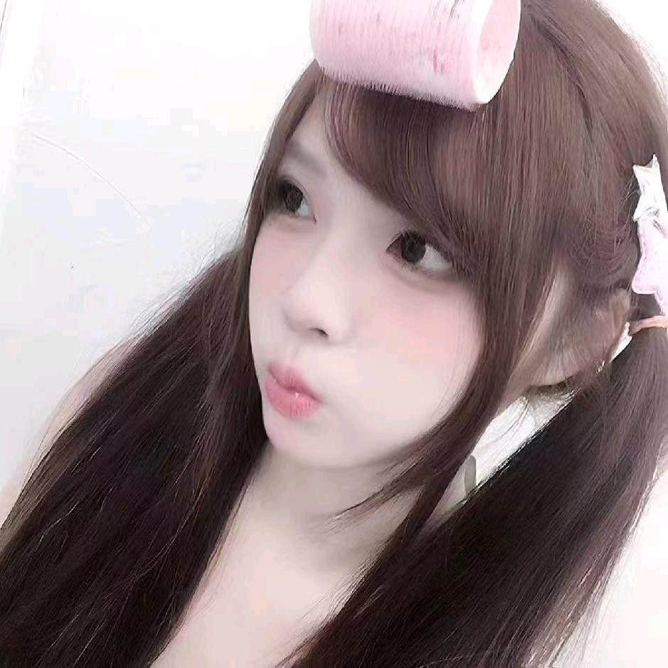 ＞𖥦＜