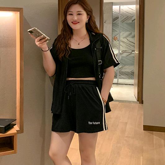 大码胖佳佳个性穿搭