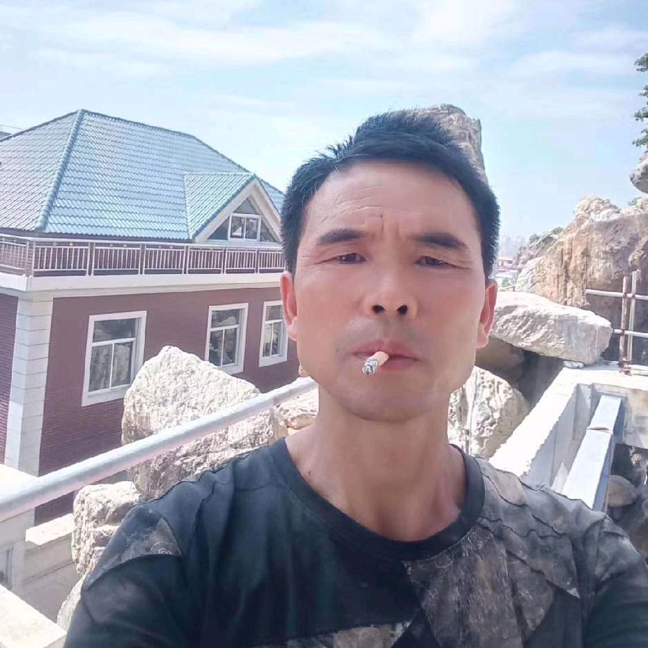 为了金。钱才出门名龙来了