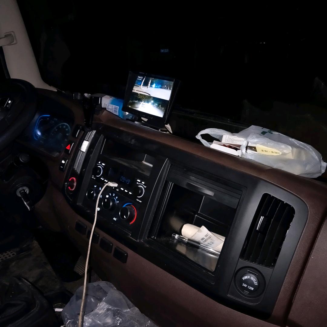 静宝👀兜里有块糖🍬